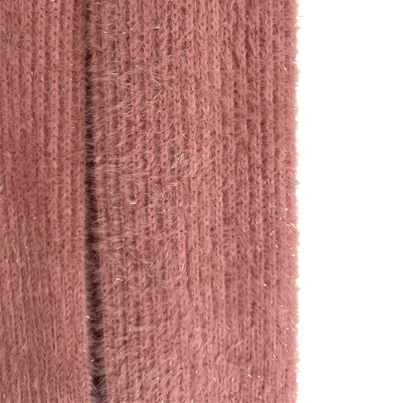 NWT Old Navy Winter Scarf Dusty Rose Metallic Fuzzy Knit Cozy Wrap One Size - Picture 4 of 6
